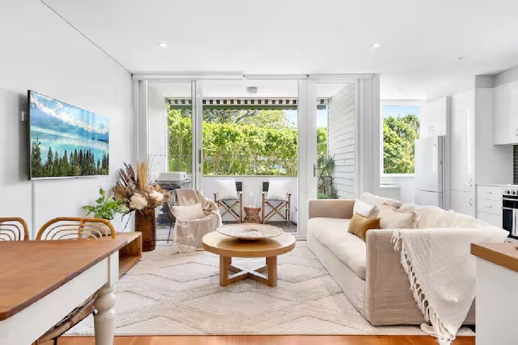 Photo of Livingroom in Avalon Beach