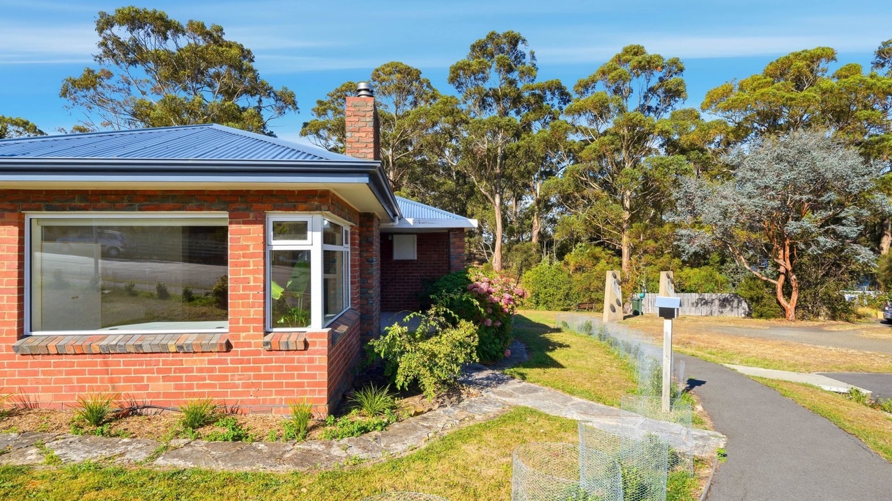 Photo of Others in Taroona