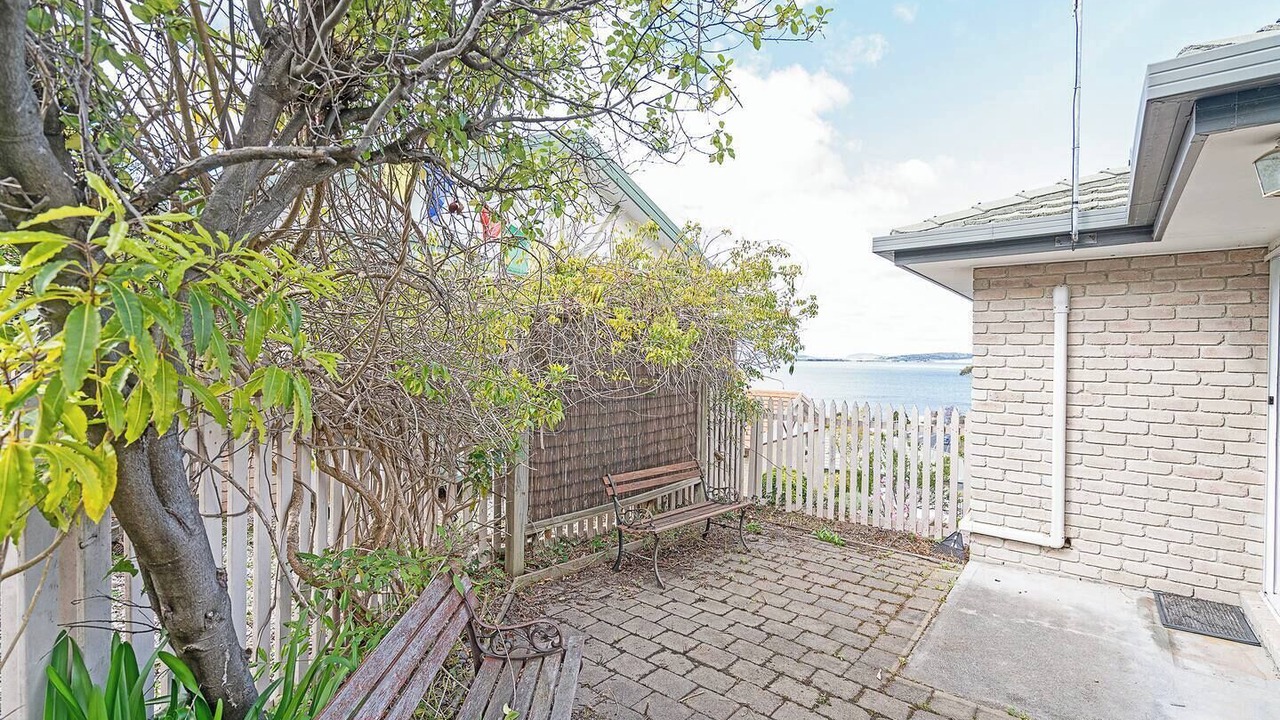 Photo of Patio Balcony in Sandy Bay