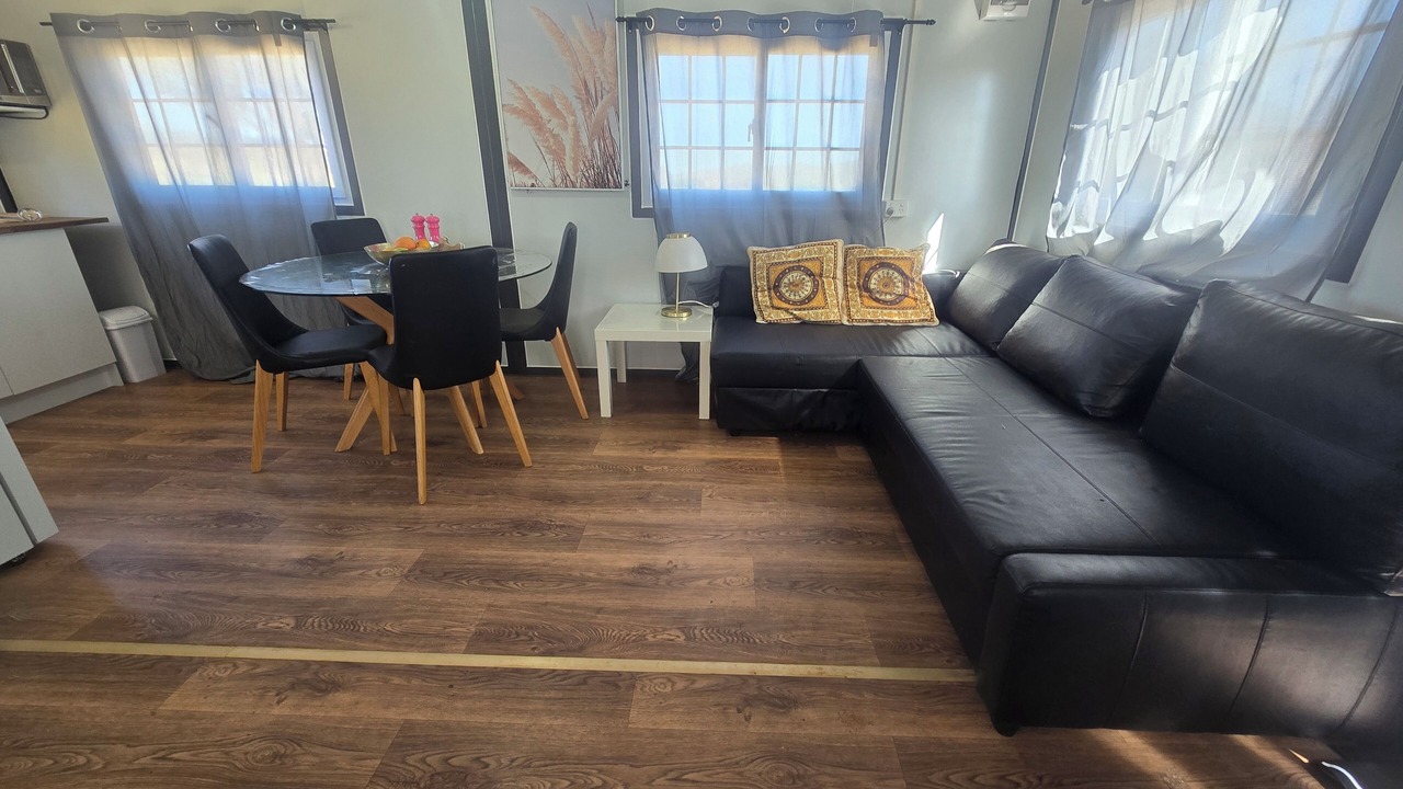 Photo of Livingroom in Manildra