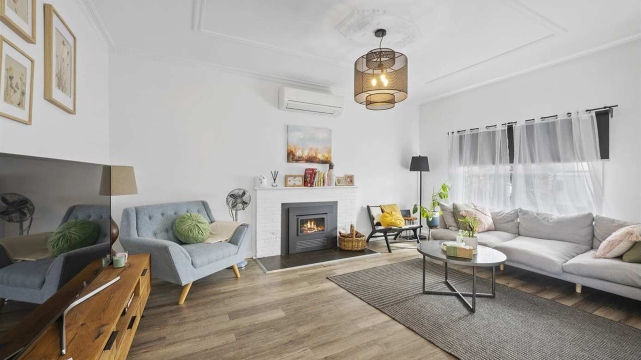 Photo of Livingroom in Ballarat East