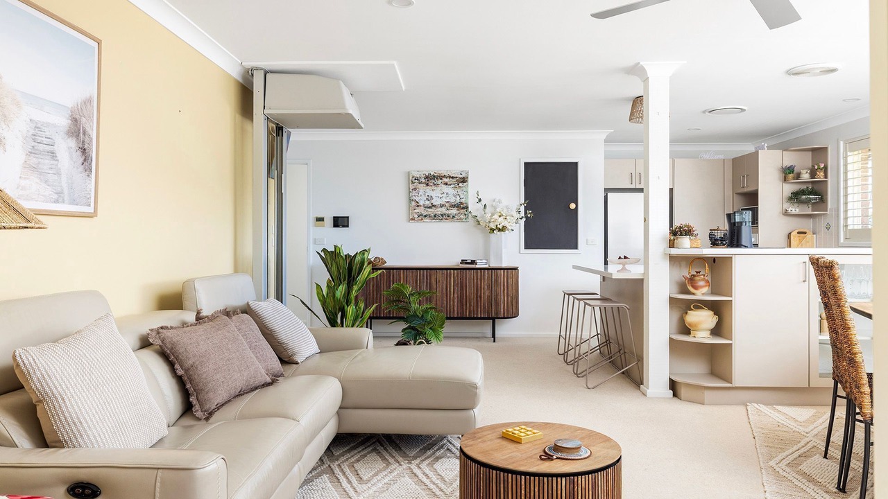 Photo of Livingroom in Corlette