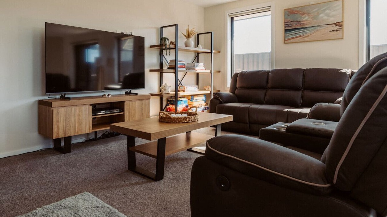 Photo of Livingroom in Shearwater