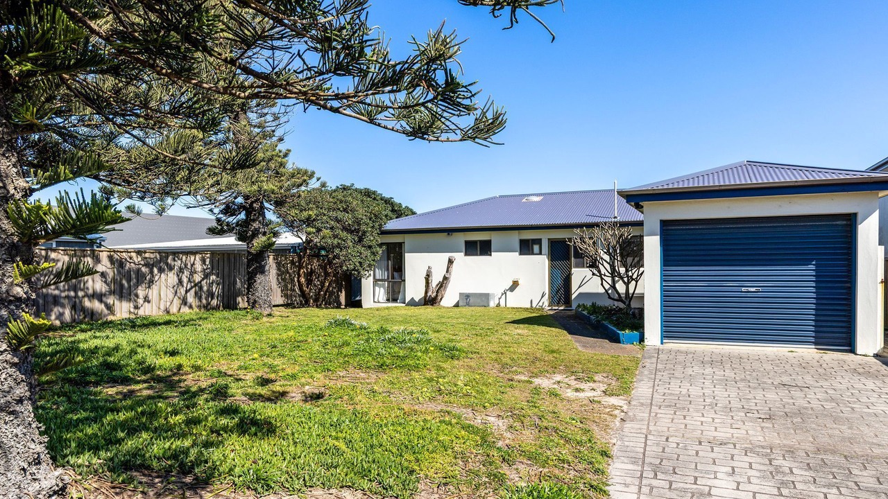 Photo of Outdoor in Anna Bay