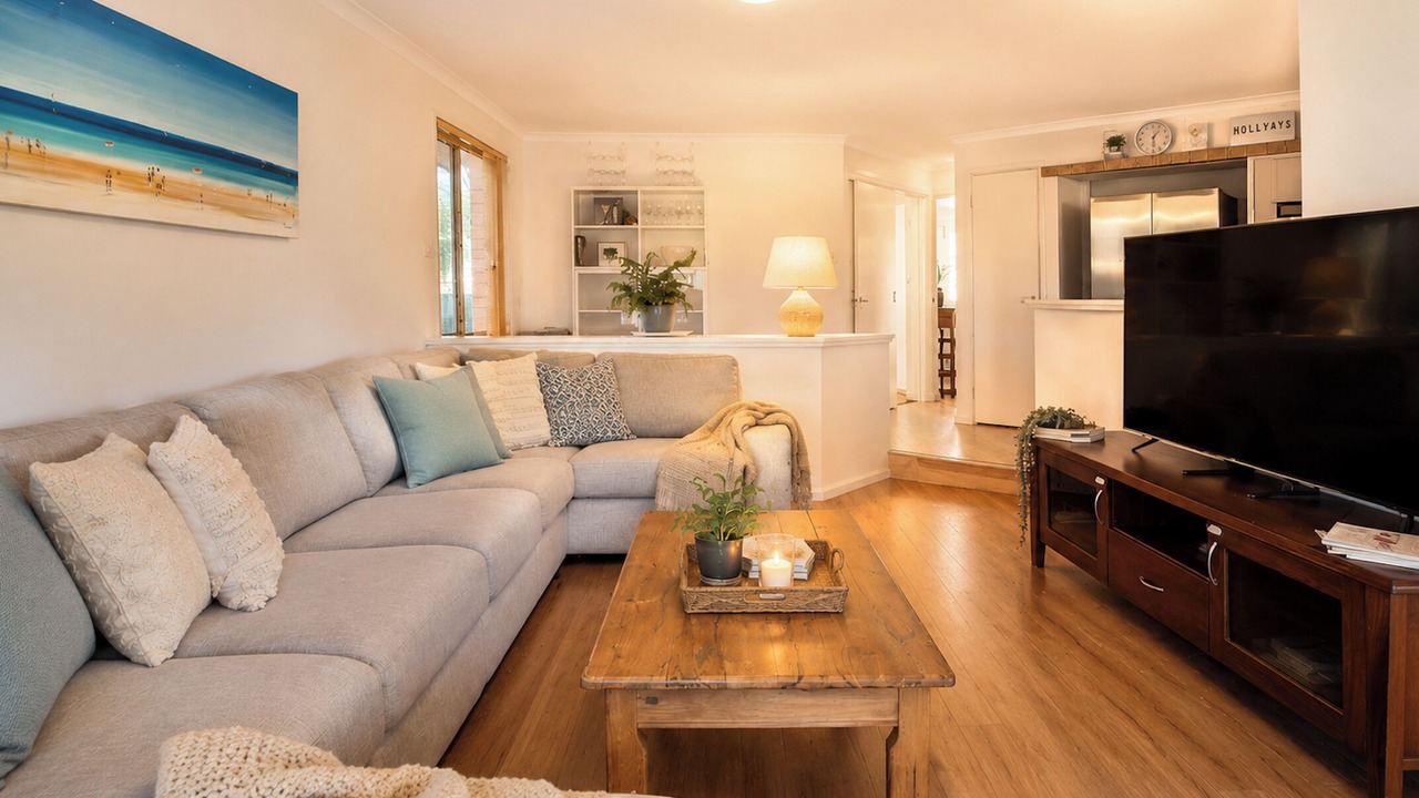 Photo of Livingroom in Silver Sands