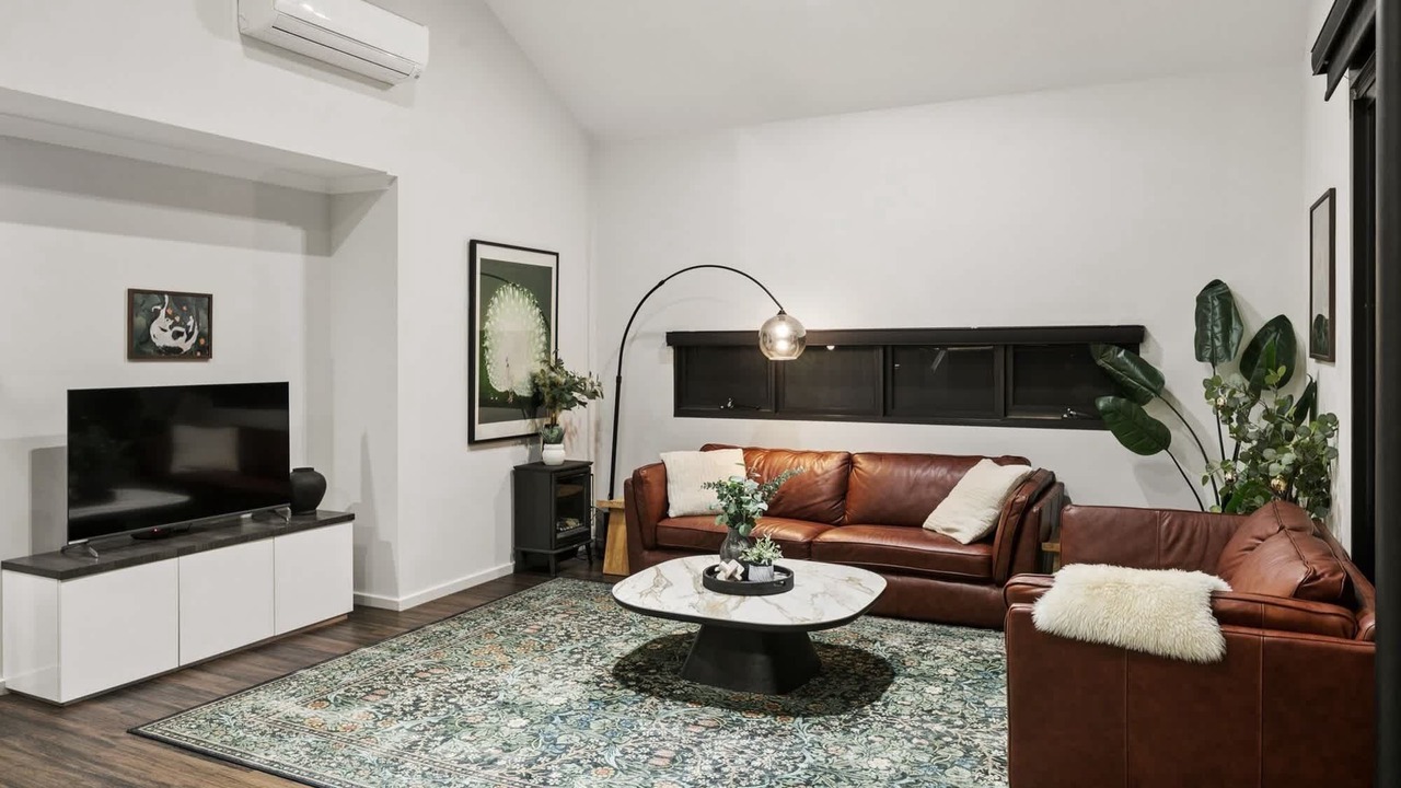 Photo of Livingroom in Leederville