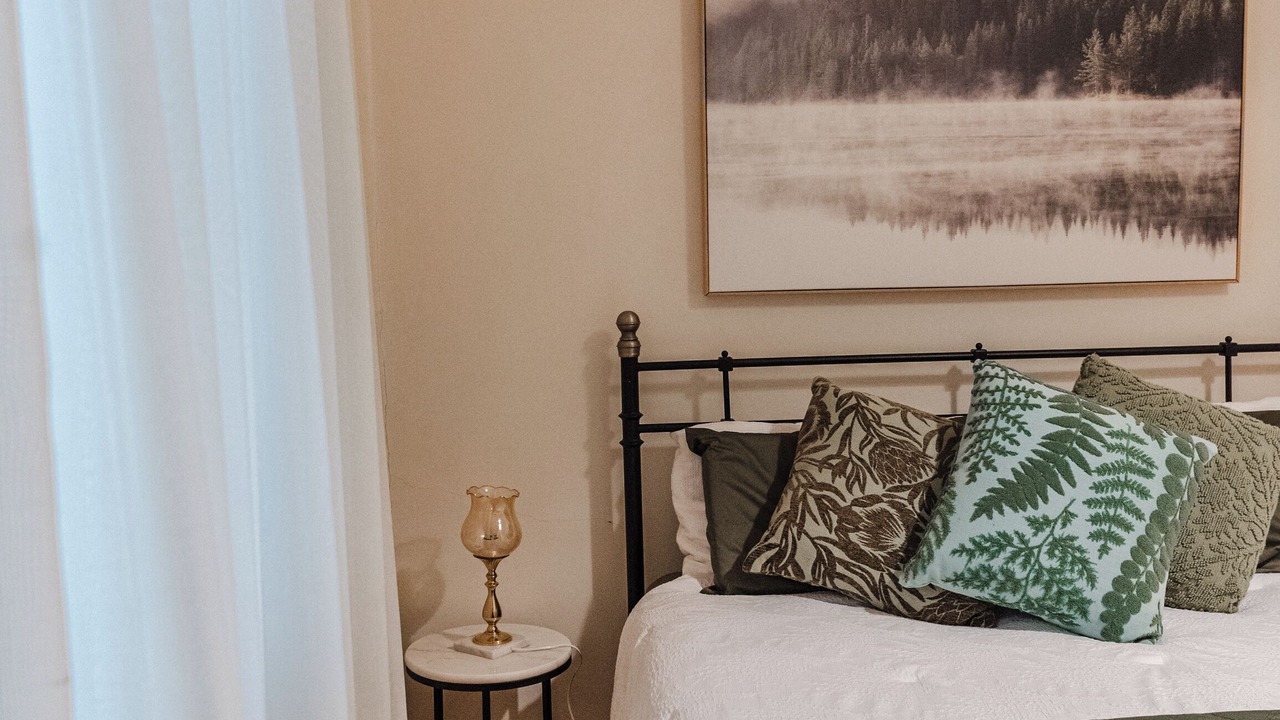 Photo of Bedroom in East Warburton
