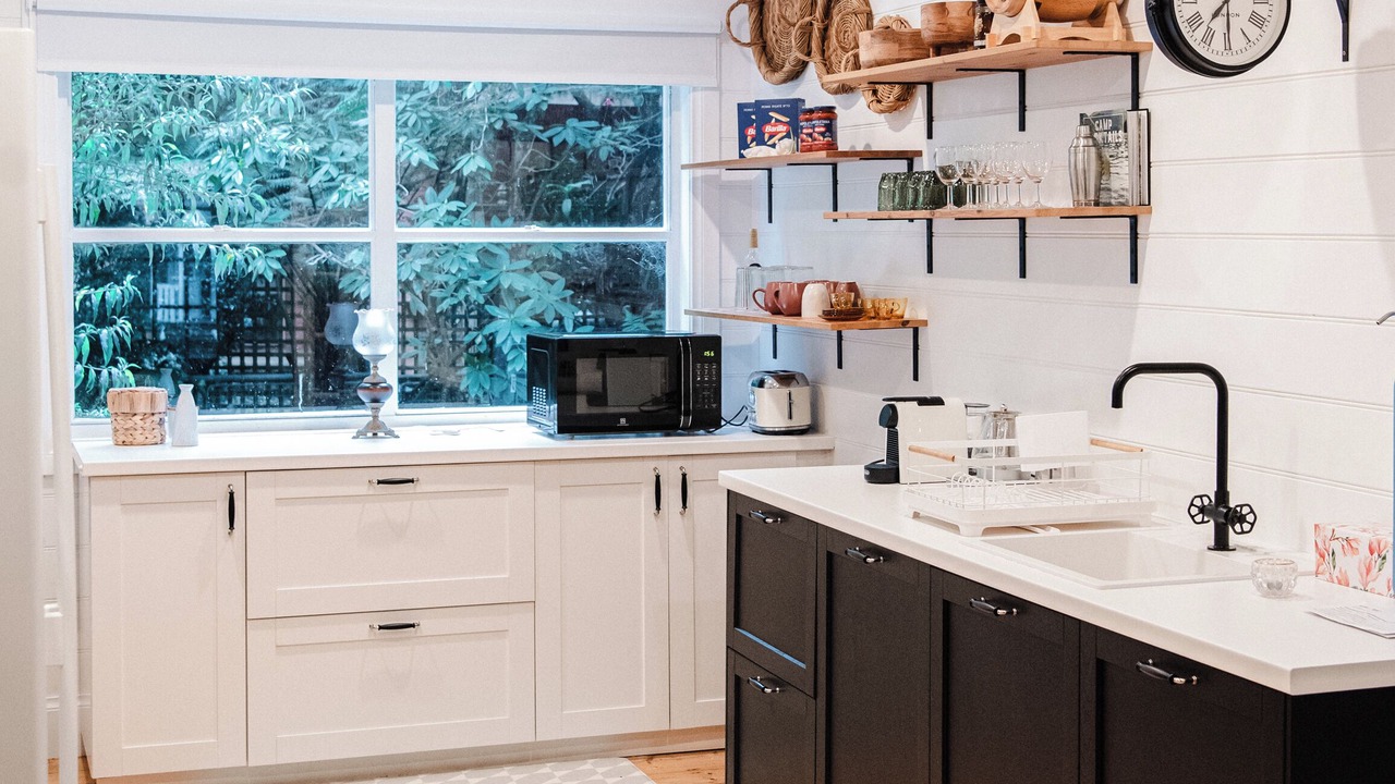 Photo of Kitchen in East Warburton