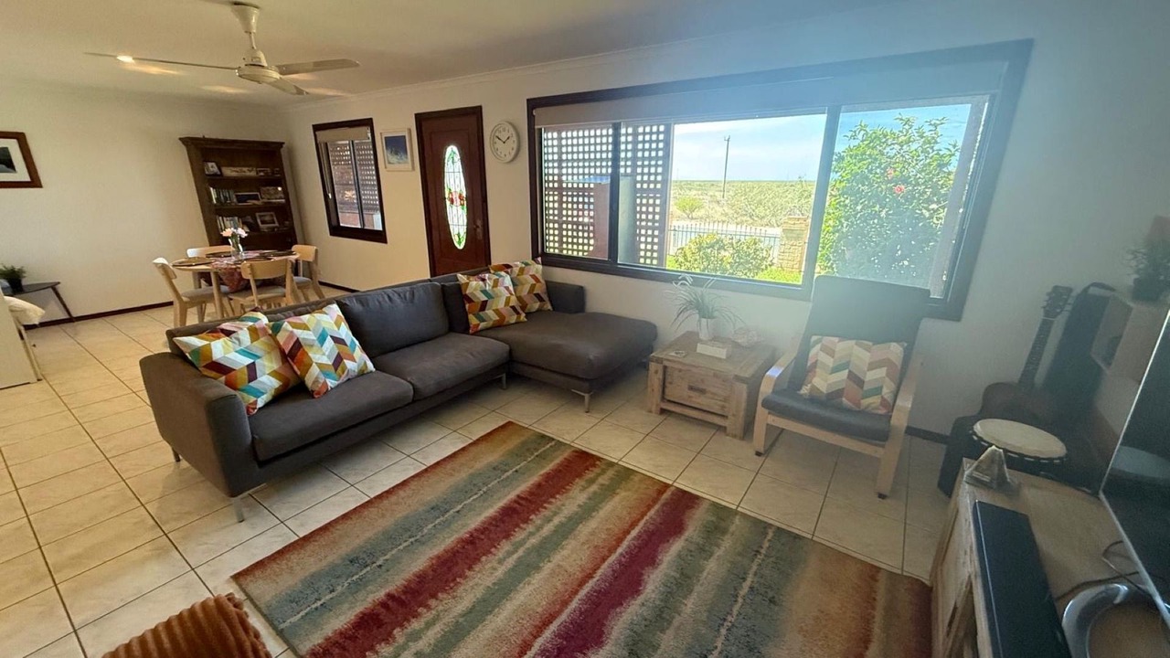 Photo of Livingroom in Exmouth