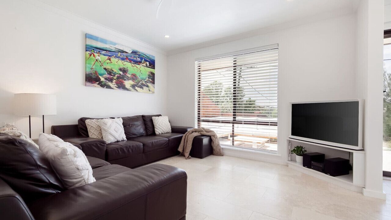 Photo of Livingroom in Scarborough