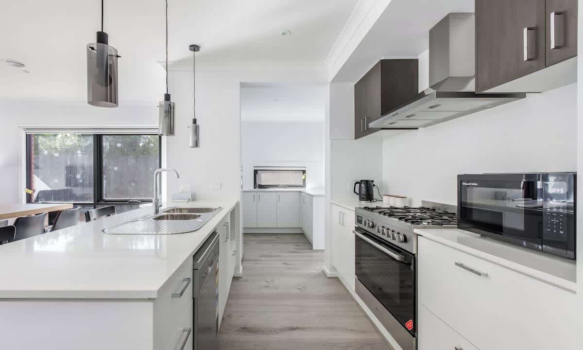 Photo of Kitchen in Avondale Heights