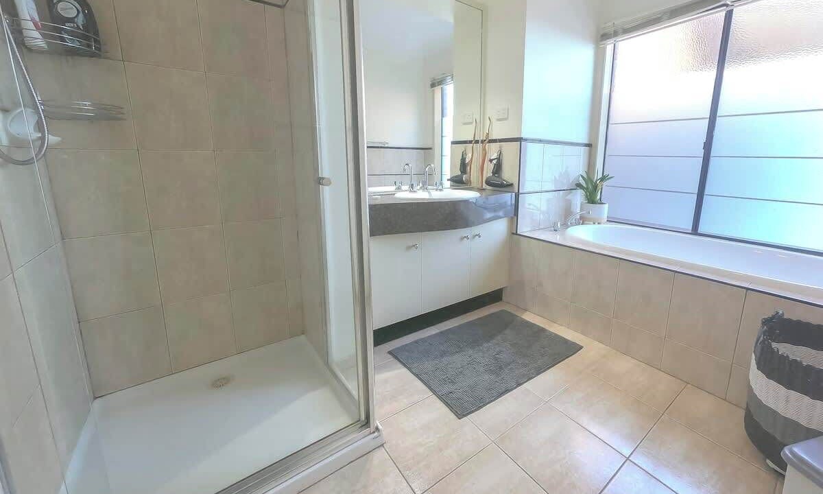 Photo of Bathroom in Sunshine North