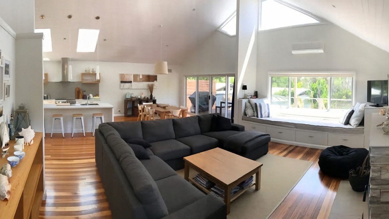 Photo of Livingroom in Sandy Point