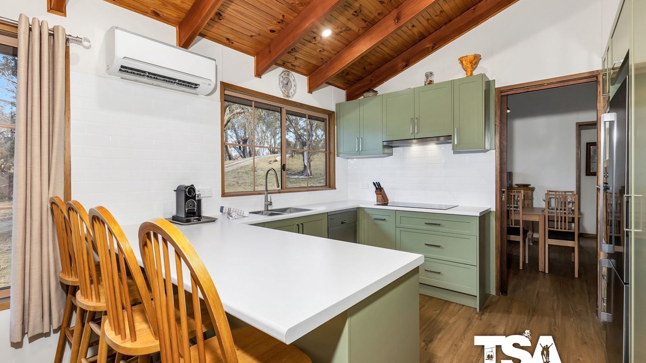 Photo of Kitchen in Crackenback