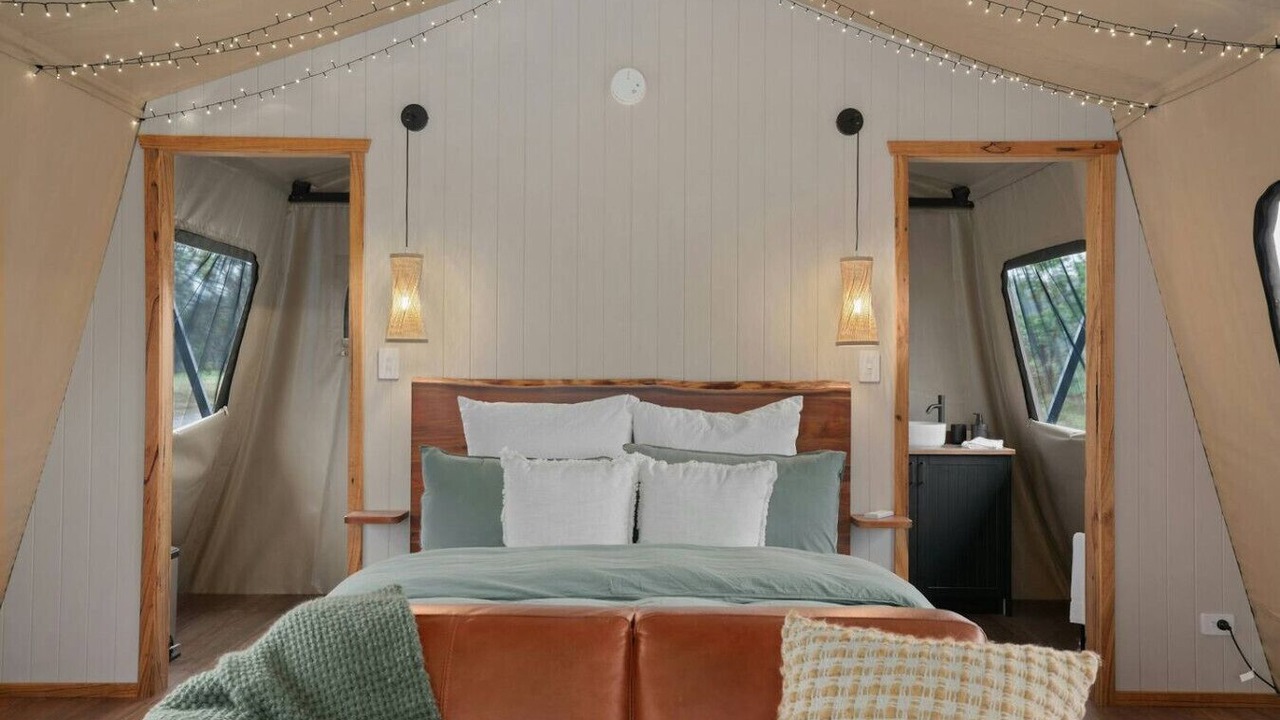 Photo of Bedroom in Running Stream