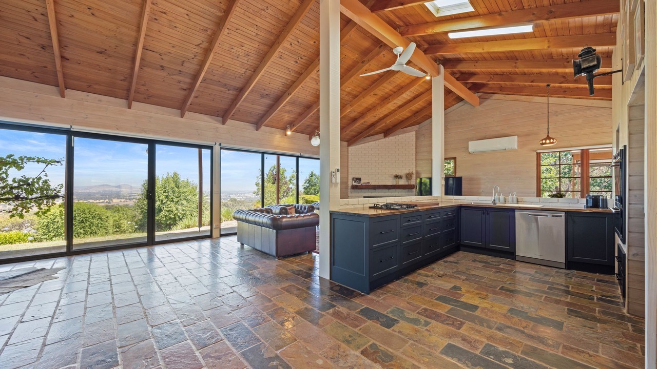 Photo of Livingroom in Bridge Creek
