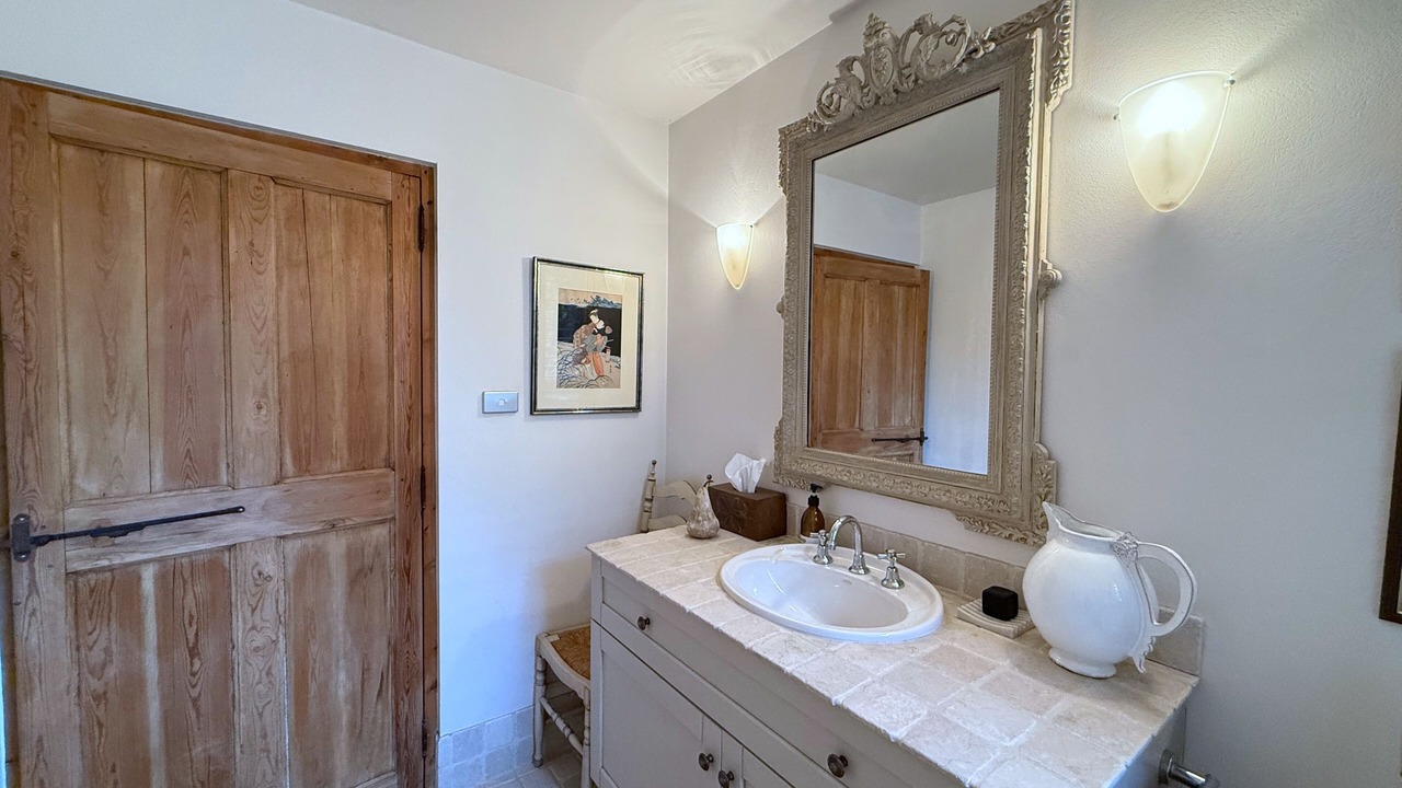 Photo of Bathroom in Foxground