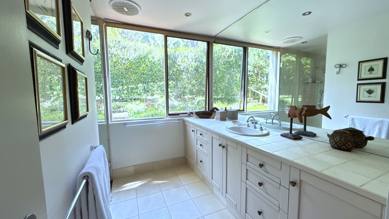 Photo of Bathroom in Foxground
