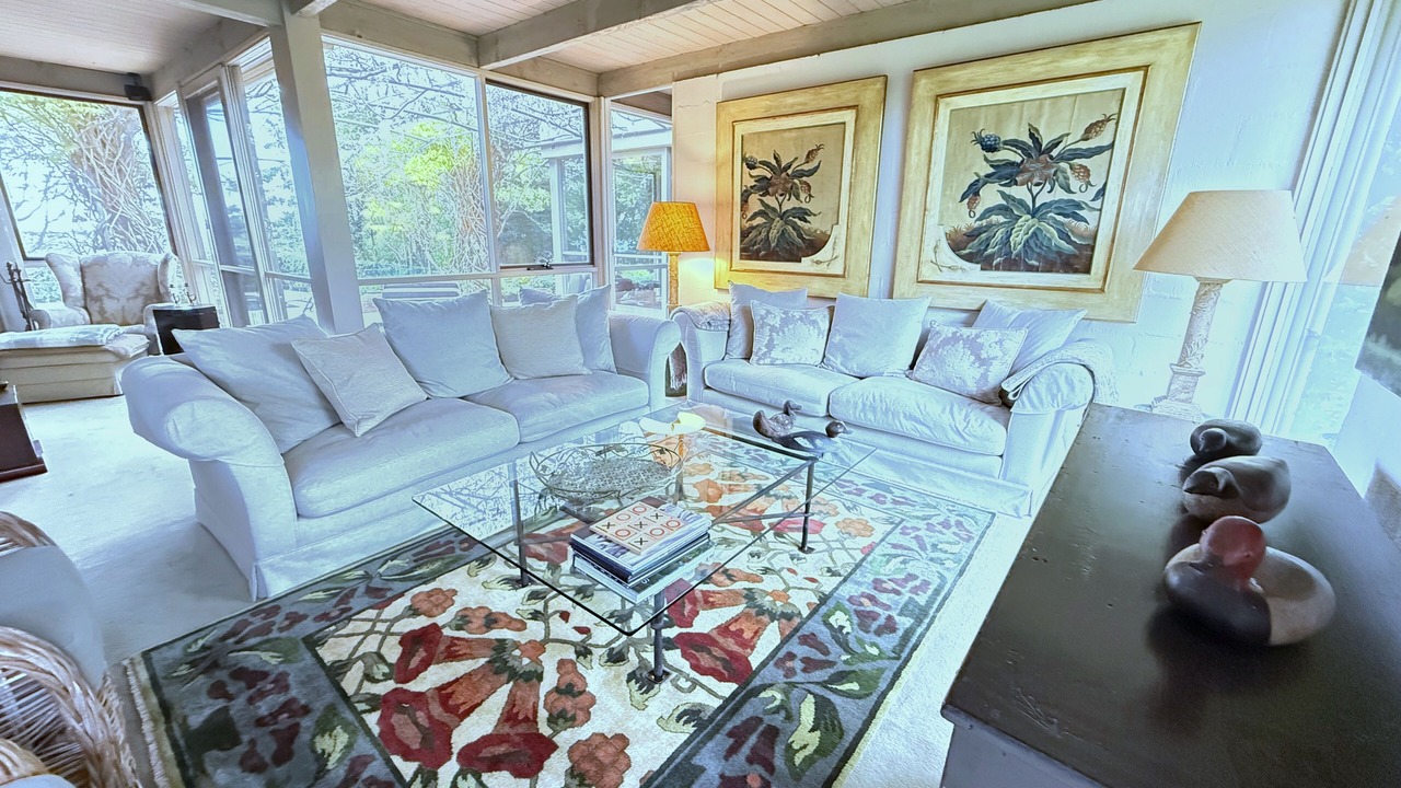 Photo of Livingroom in Foxground