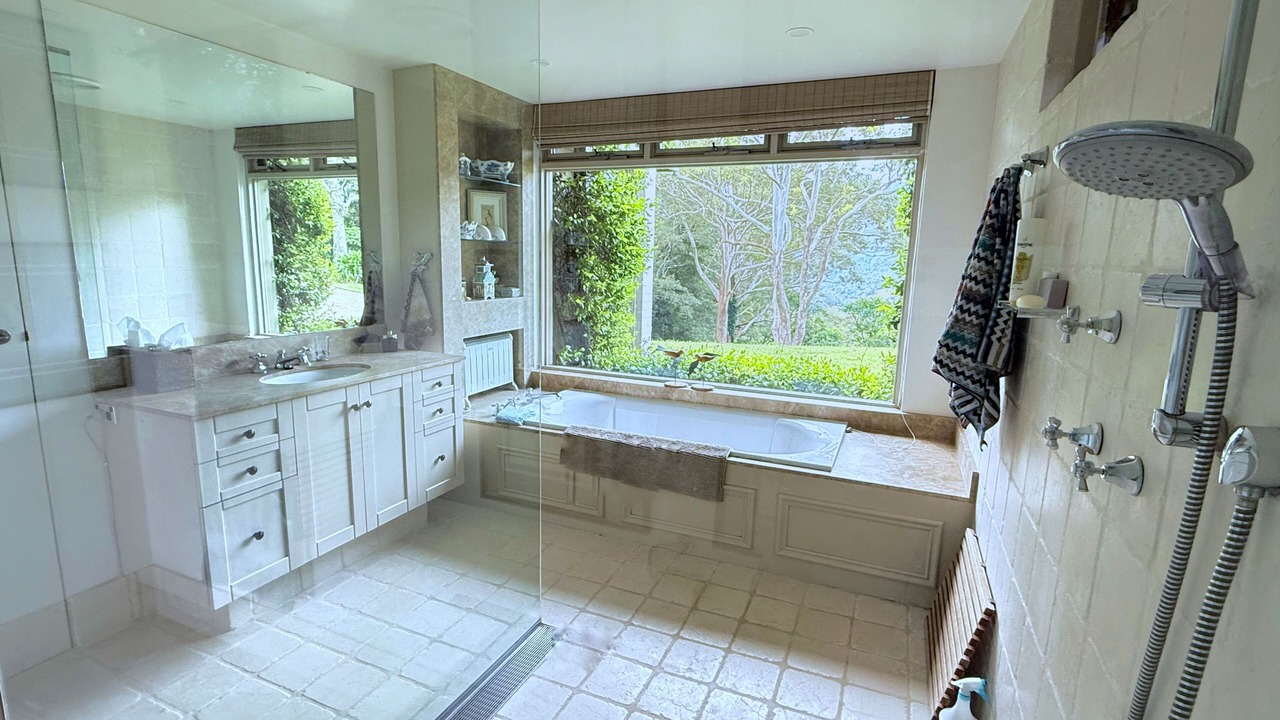 Photo of Bathroom in Foxground