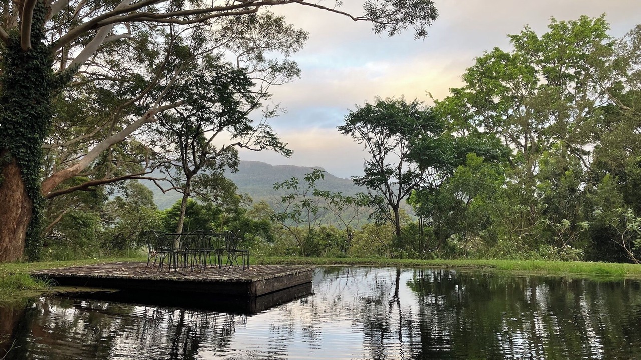 Photo of Outdoor in Foxground