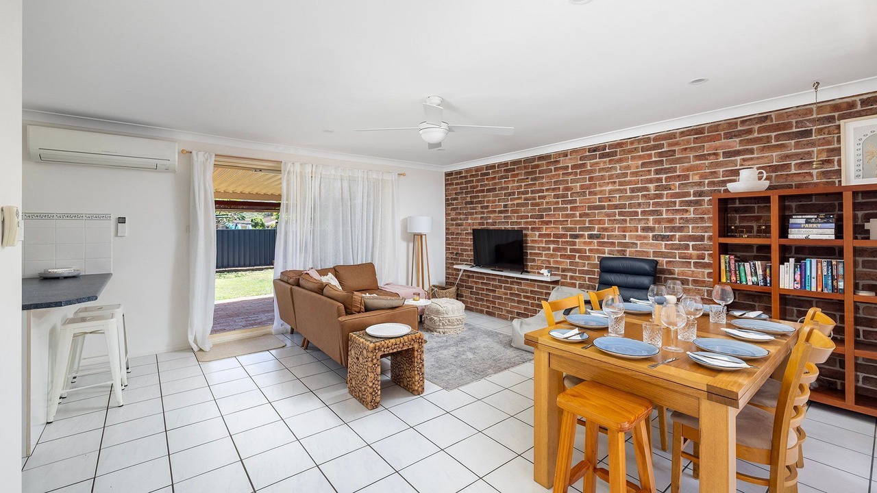 Photo of Livingroom in Fingal Bay
