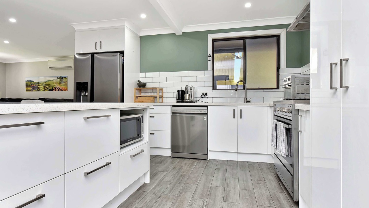 Photo of Kitchen in Duckenfield