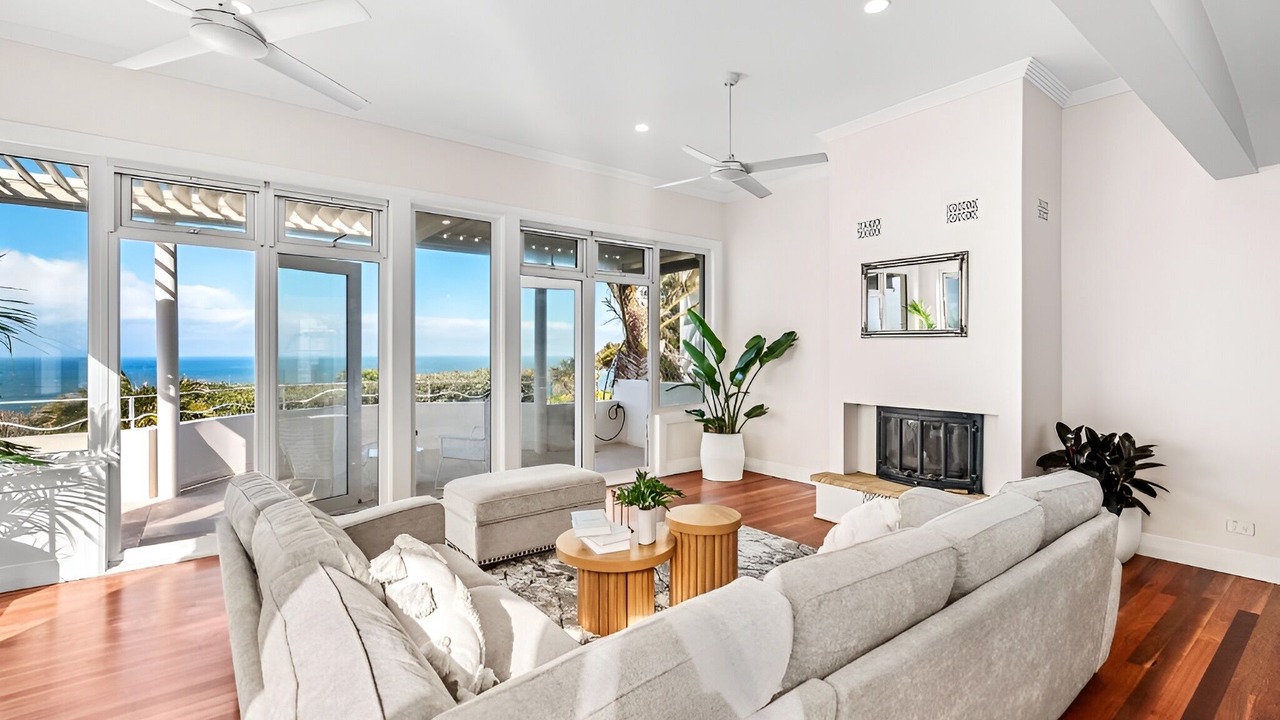 Photo of Livingroom in The Hill