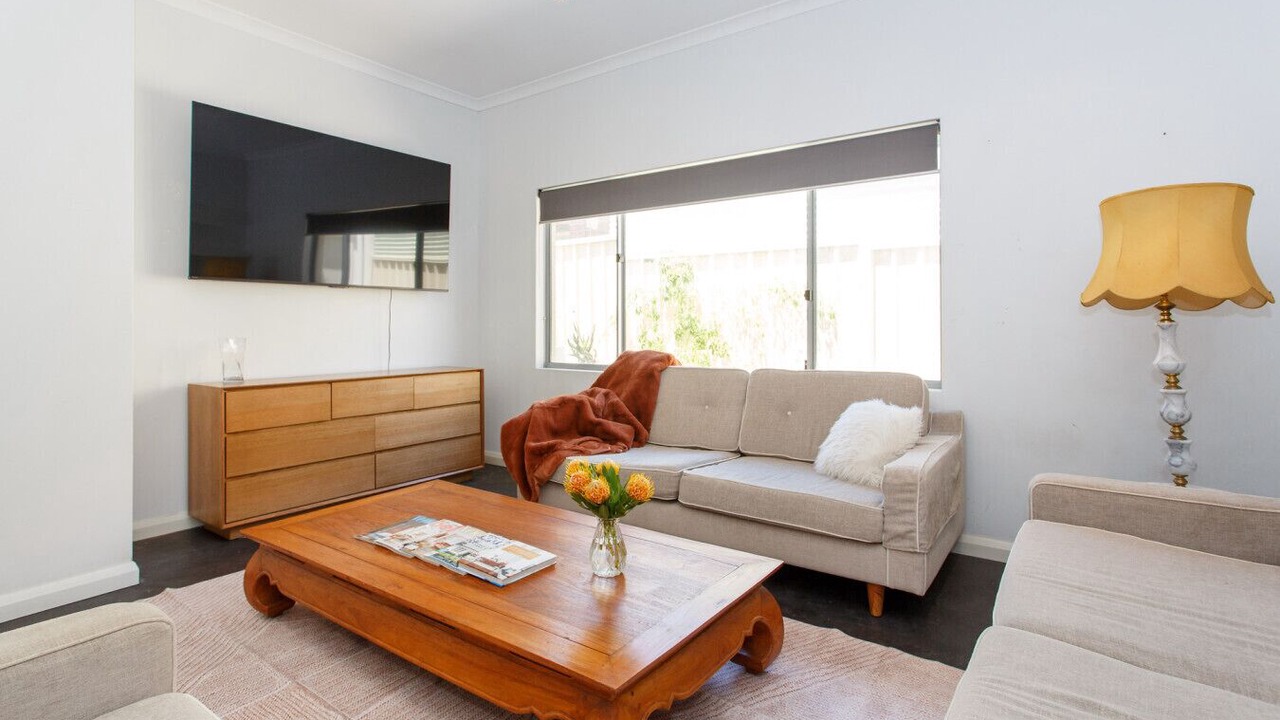 Photo of Livingroom in Beaconsfield