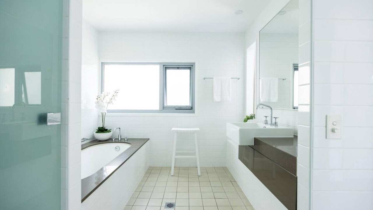 Photo of Bathroom in Magenta Shores