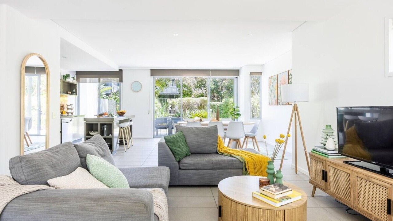 Photo of Livingroom in Magenta Shores