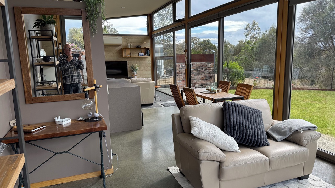 Photo of Livingroom in Mount Rumney