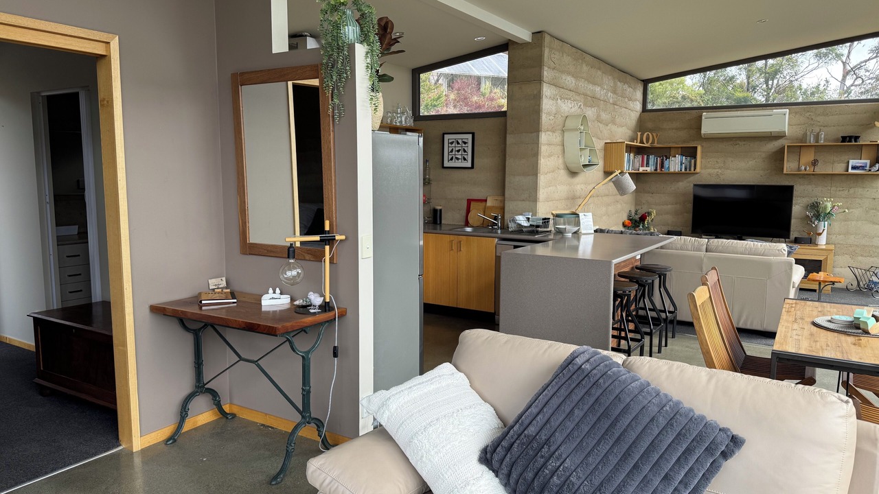 Photo of Livingroom in Mount Rumney