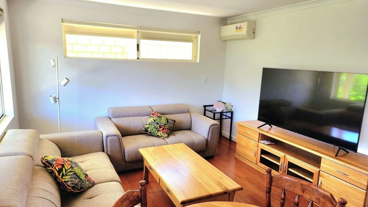 Photo of Livingroom in Hamilton Hill