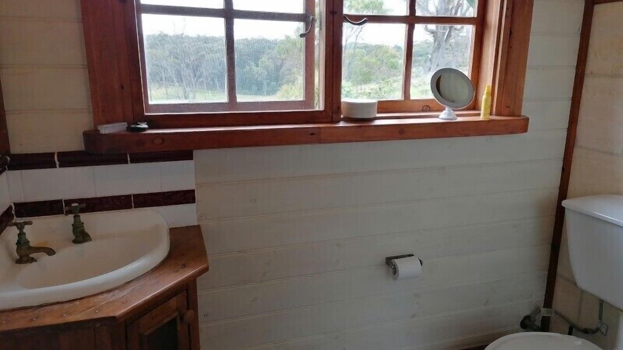Photo of Bathroom in Wapengo