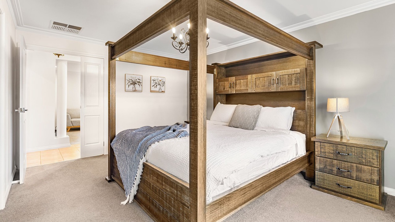 Photo of Bedroom in Lilydale