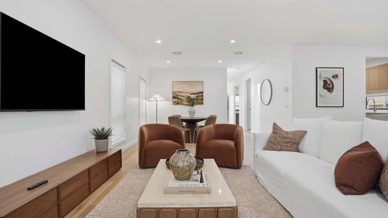 Photo of Livingroom in Orange