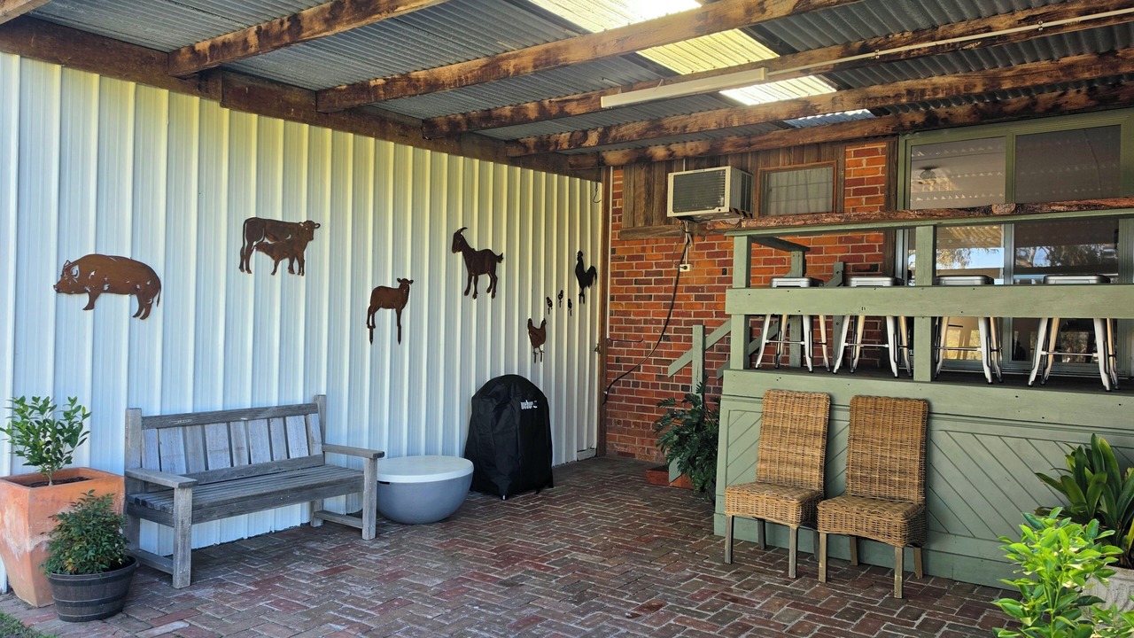 Photo of Outdoor in Sarsfield