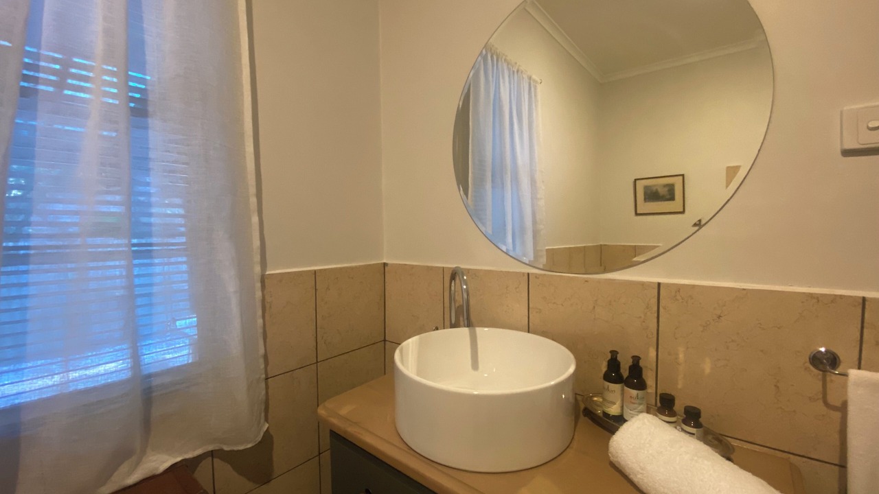 Photo of Bathroom in East Warburton