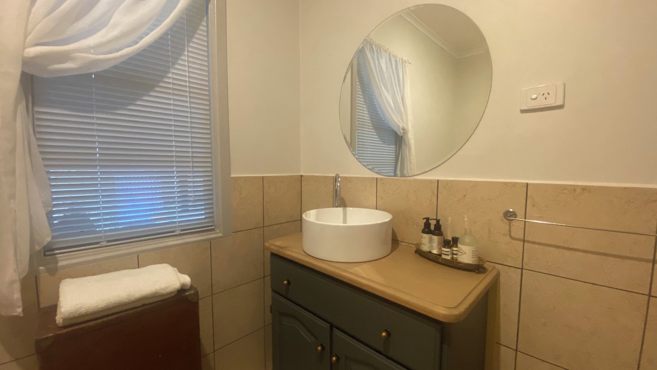 Photo of Bathroom in East Warburton