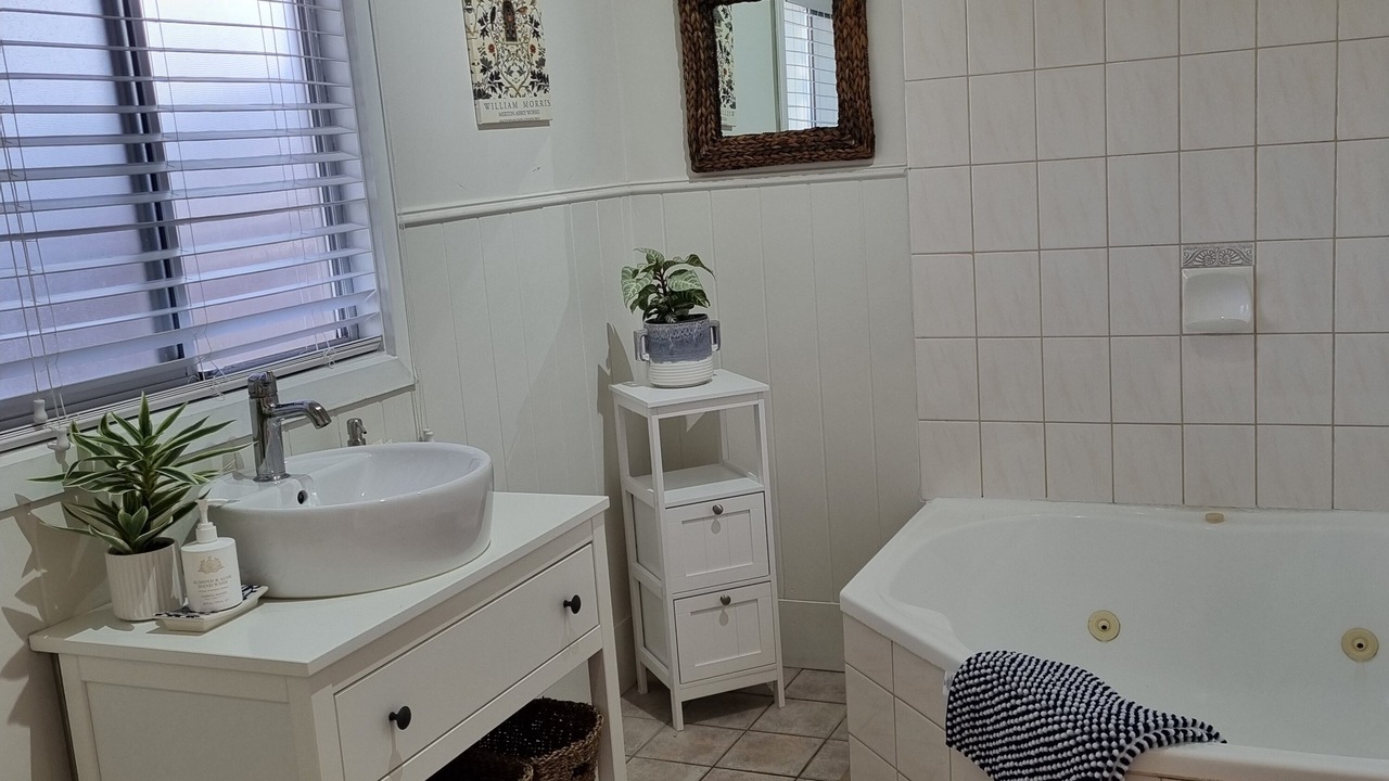 Photo of Bathroom in Rivoli Bay