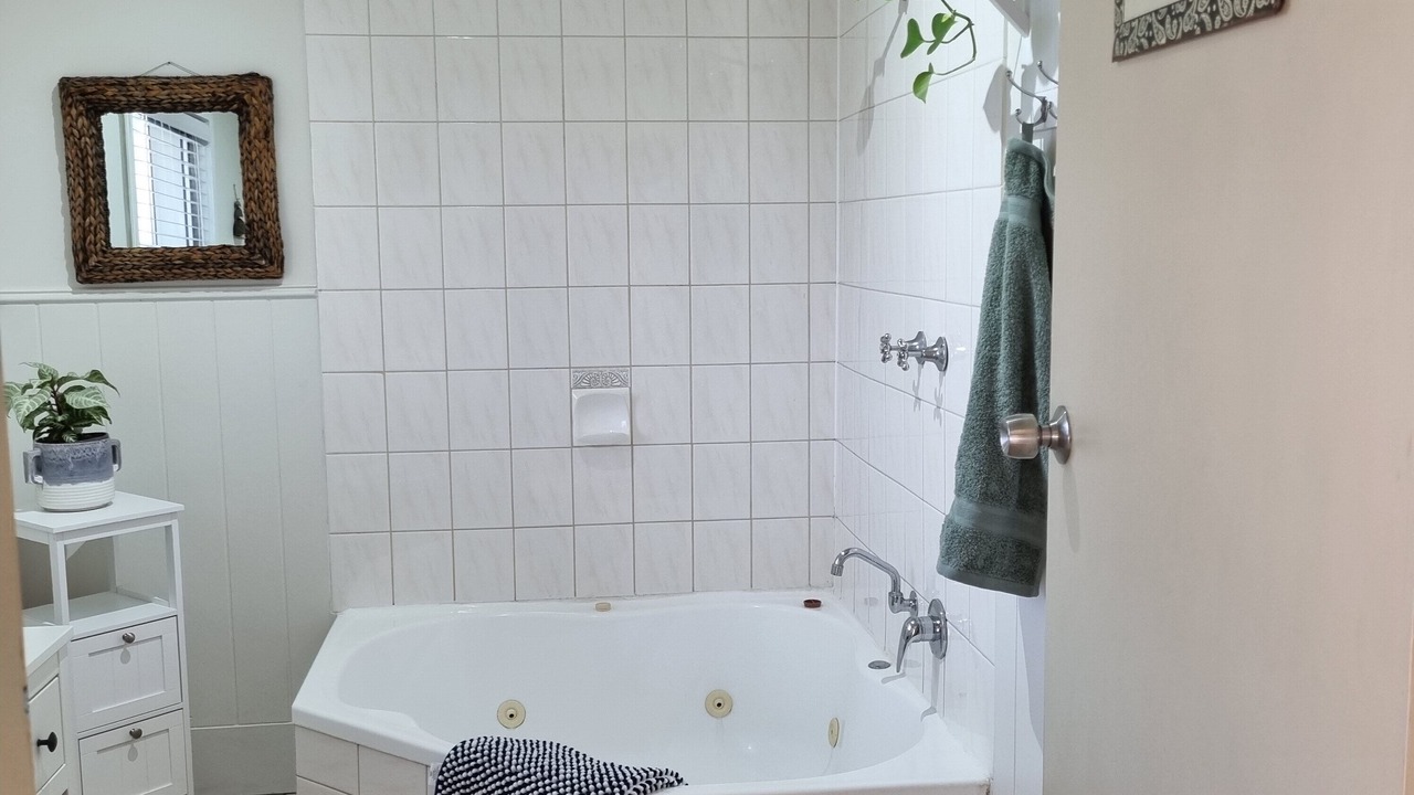 Photo of Bathroom in Rivoli Bay