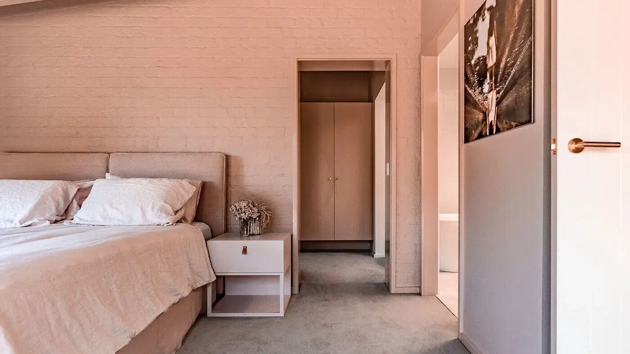 Photo of Bedroom in Red Hill South