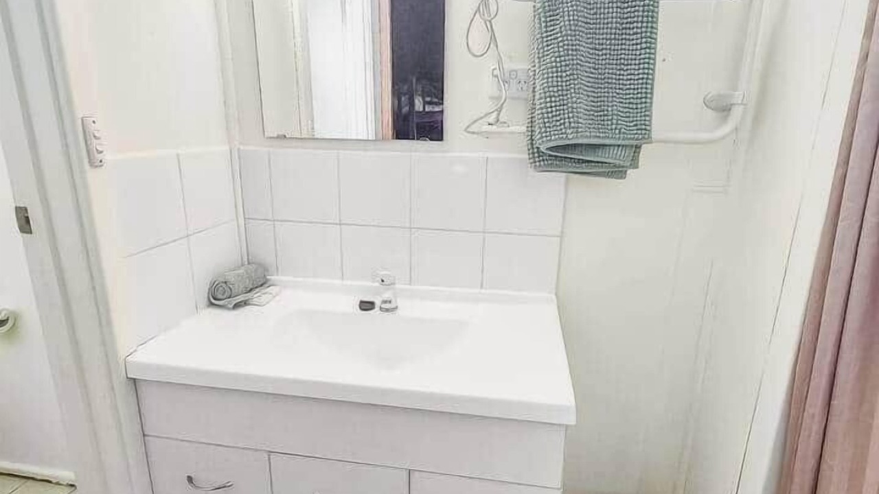 Photo of Bathroom in Upper Warren
