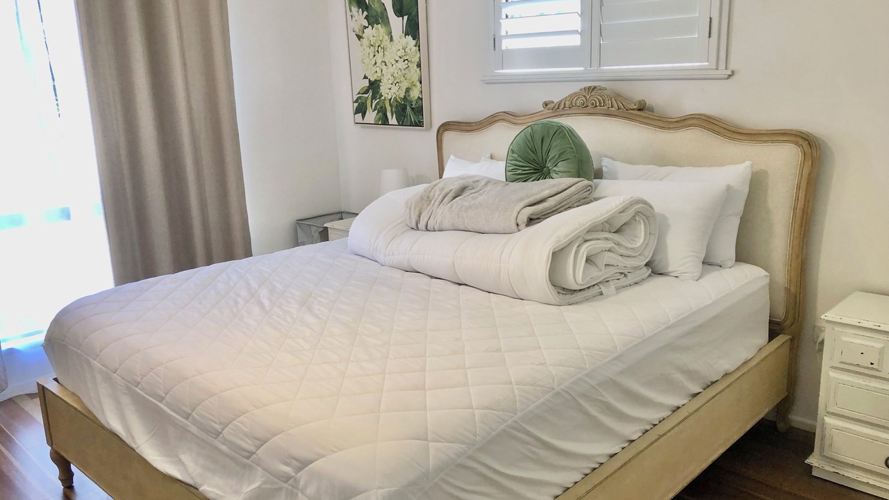 Photo of Bedroom in Kinka Beach