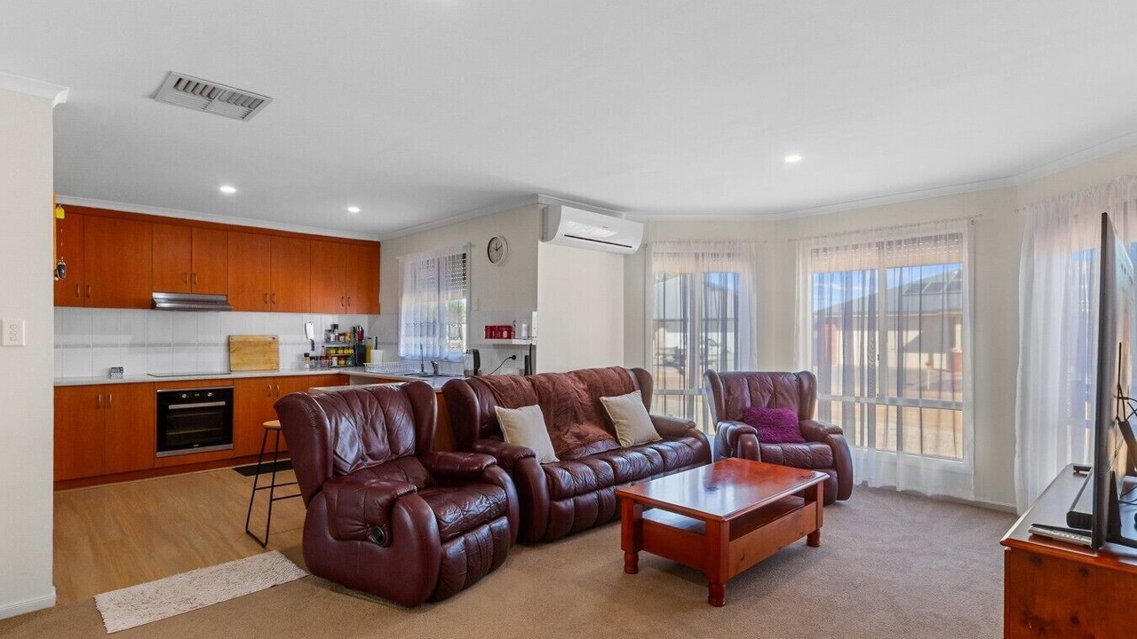 Photo of Livingroom in Moonta Bay