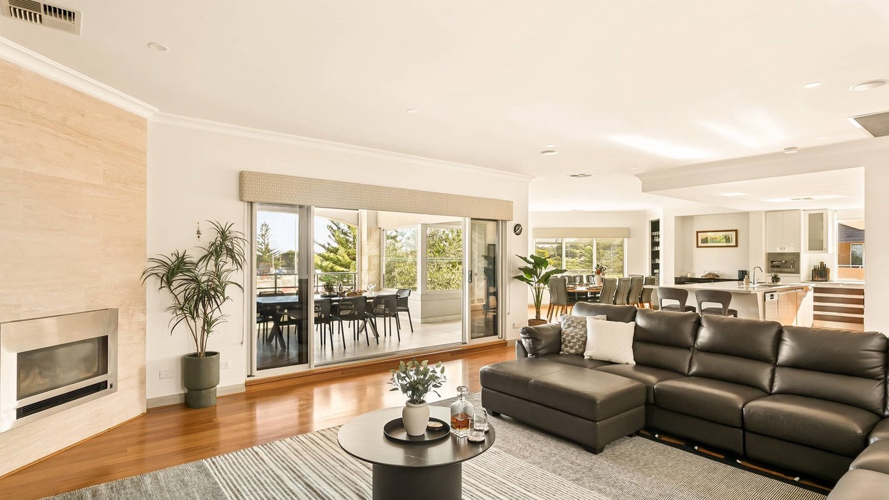 Photo of Livingroom in Hillarys