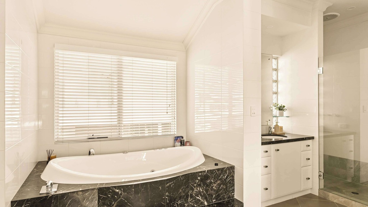 Photo of Bathroom in Hillarys
