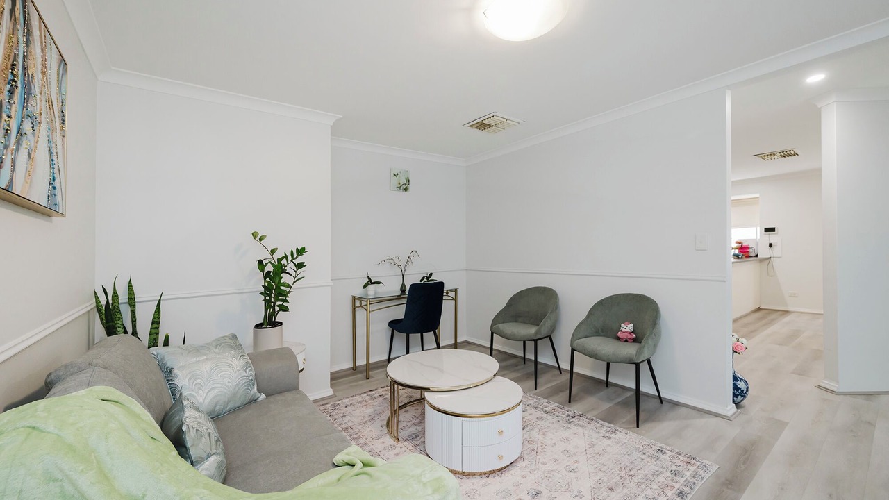 Photo of Livingroom in Shelley