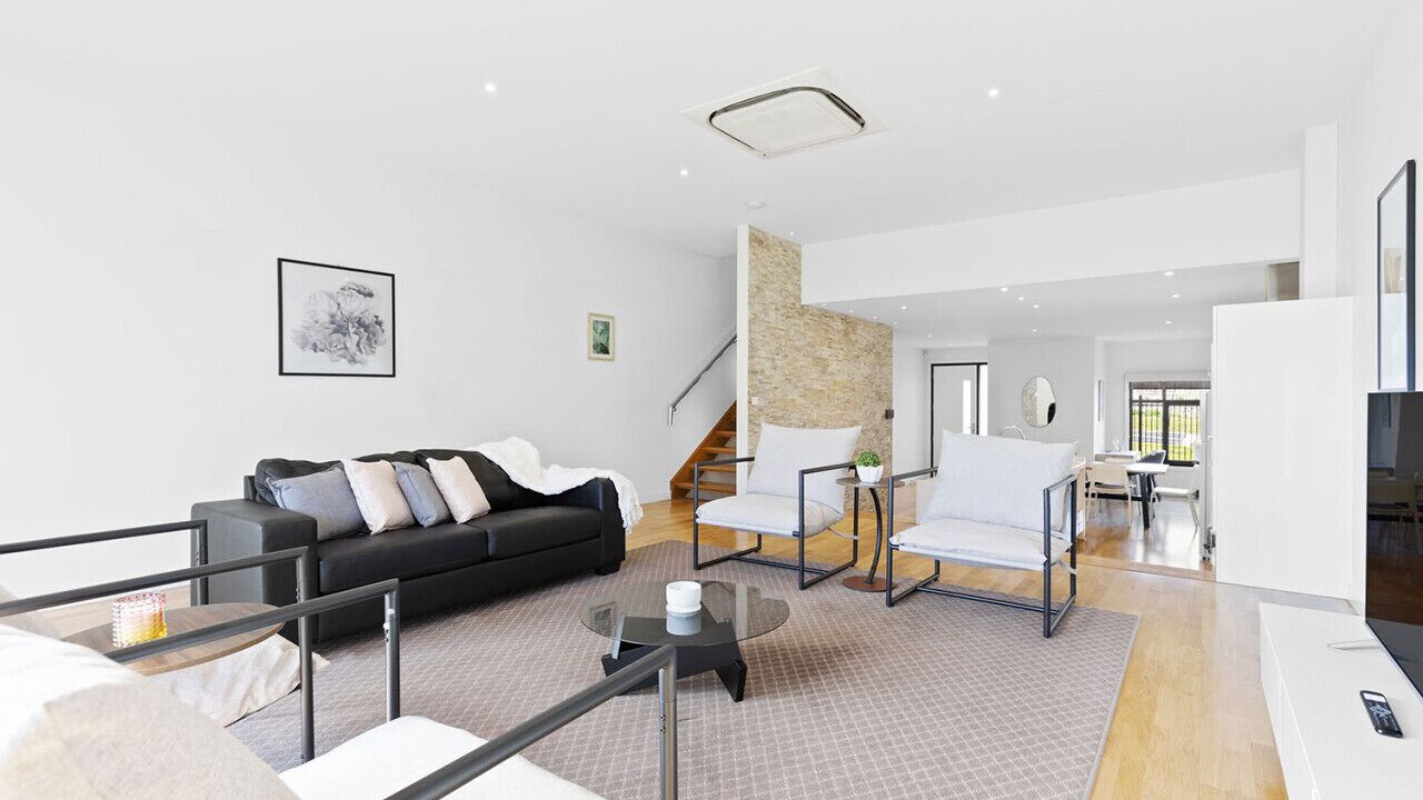 Photo of Livingroom in Chadstone
